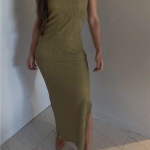 Elegant Olive Green Women's Dress